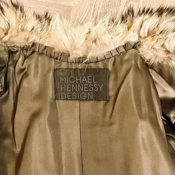 ♥️Luxurious Japanese Tanuki Fur Stroller Coat Vintage 1980s - Picture 16 of 16